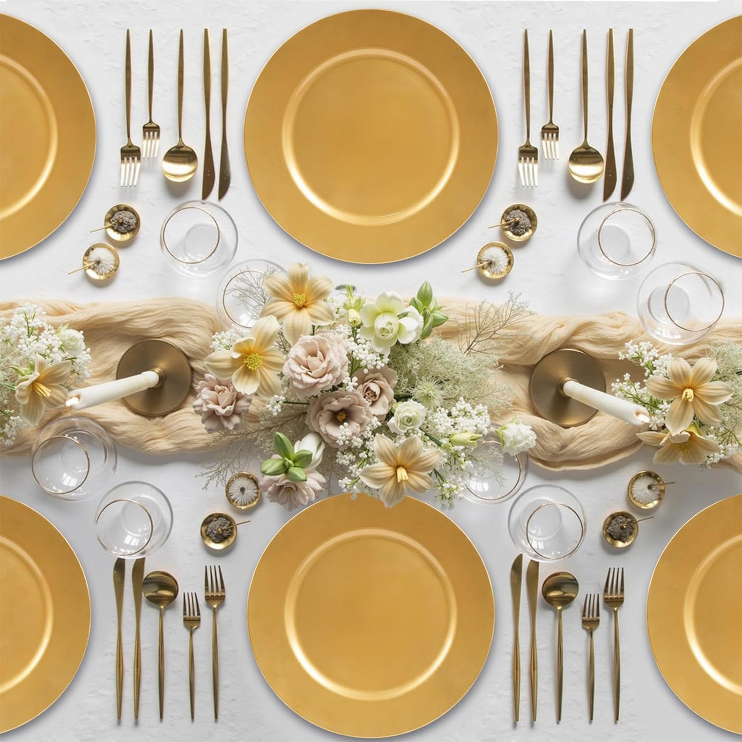 Maeklon 100 Pcs Charger Plates Bulk, 13" Gold Plate Charger for Dinner Plates, Round Wedding Chargers Plastic Dinner Plates for Table Setting Wedding Party Decoration